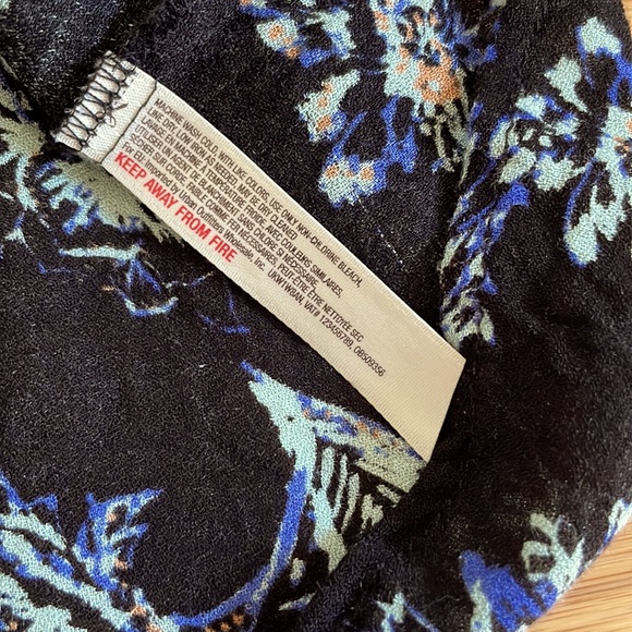 Free People Cropped Floral Tank Top - Picture 6 of 8